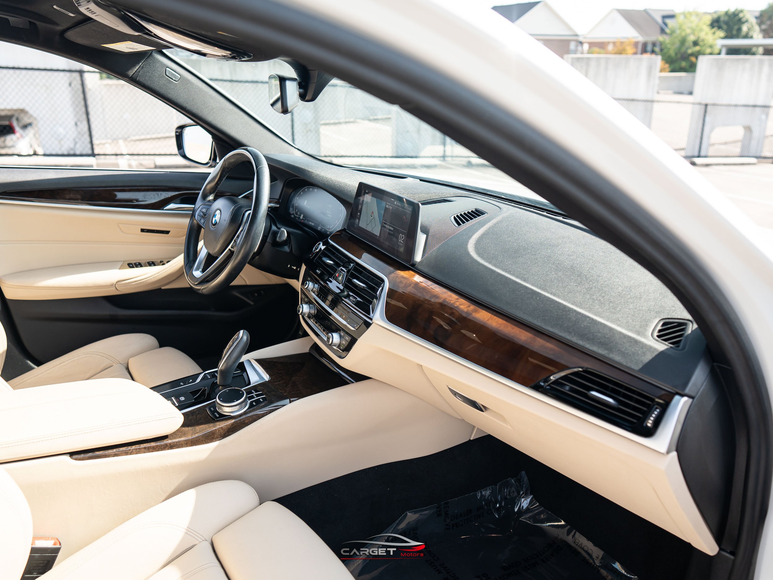Used 2020 BMW 540i w/ Premium Package RWD image 15
