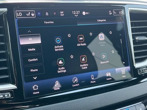 Used 2025 Chrysler Pacifica Select FWD image 25