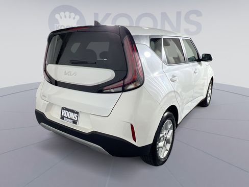 Used 2024 Kia Soul LX w/ Option Group 015 image 7