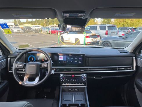 Used 2025 Hyundai Santa Fe SEL image 36