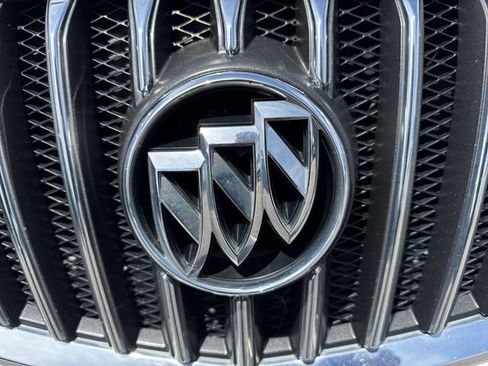 Used 2011 Buick Regal CXL w/ RL4 Preferred Equipment Group FWD image 29