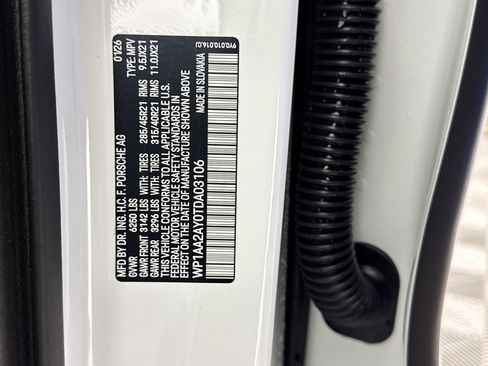 Certified 2026 Porsche Cayenne AWD/4WD image 21