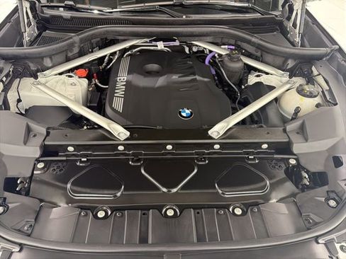 Certified 2024 BMW X6 xDrive40i w/ Parking Assistance Package AWD/4WD image 43
