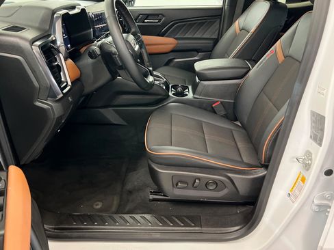 Used 2026 GMC Canyon AT4 AWD/4WD image 18