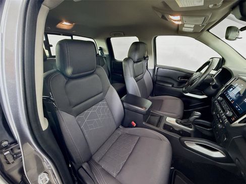 Used 2025 Nissan Frontier SV w/ SV Convenience Package image 24