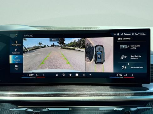 New 2026 BMW X5 xDrive50e AWD/4WD image 18