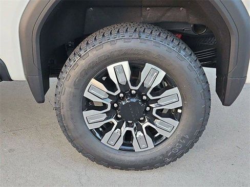 New 2026 GMC Sierra 2500 Denali w/ Denali Reserve Package image 34