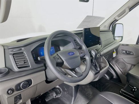 New 2026 Ford Transit 250 148 Medium Roof Extended AWD image 9