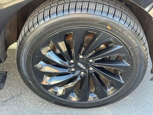 Used 2020 Lincoln Navigator Reserve w/ Equipment Group 208A Reserve AWD/4WD image 14