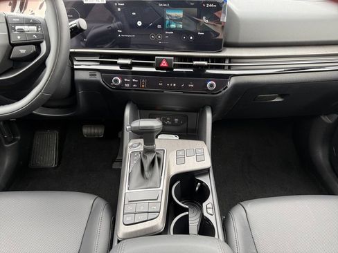 New 2026 Kia Sportage X-Line image 11