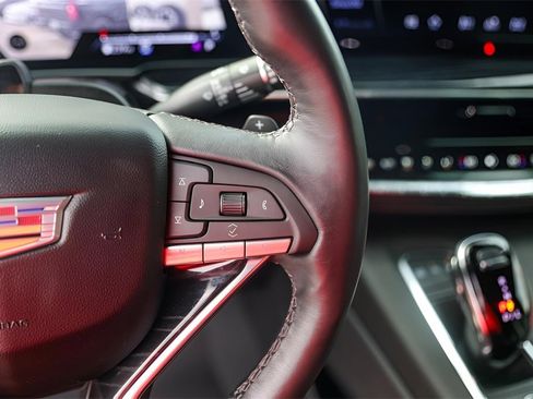 Used 2024 Cadillac Escalade Sport w/ LPO, ONYX Package image 16