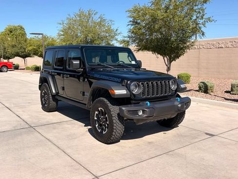 Certified 2025 Jeep Wrangler Unlimited Rubicon 4xe w/ Safety Group AWD/4WD image 5