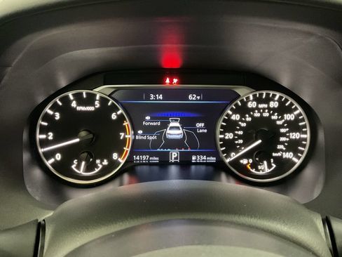 Used 2023 Nissan Altima 2.5 SV w/ SV Premium Package AWD/4WD image 13