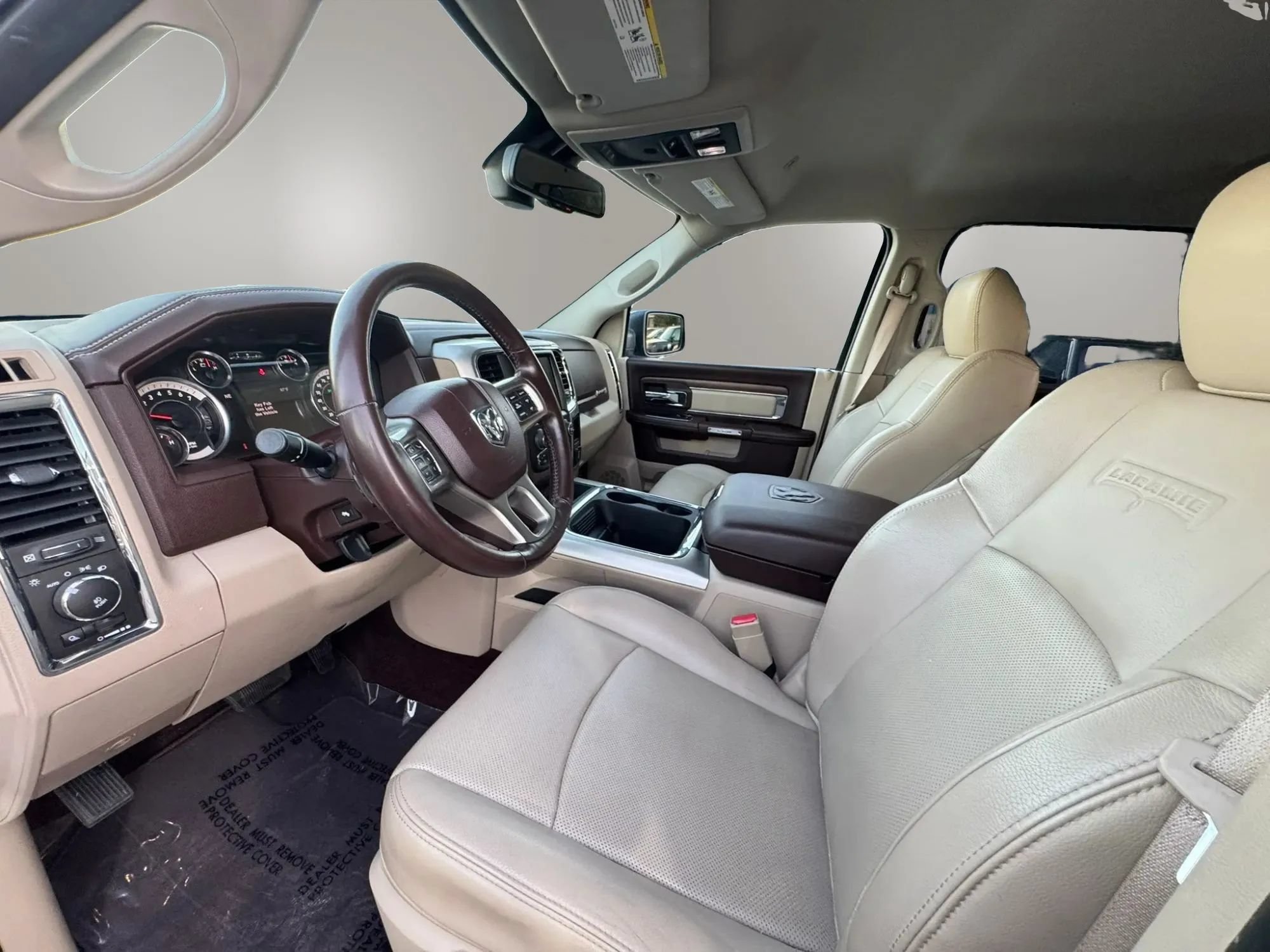 Used 2017 RAM 1500 Laramie w/ Convenience Group AWD/4WD image 11