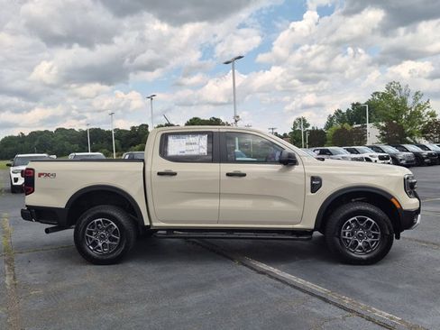 Certified 2025 Ford Ranger XLT AWD/4WD image 3