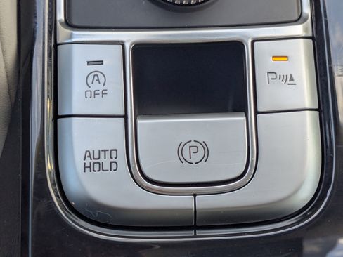 Used 2024 Kia Telluride S FWD image 29