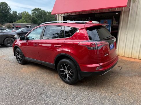 Used 2017 Toyota RAV4 SE w/ Power Extra Value Package AWD/4WD image 6