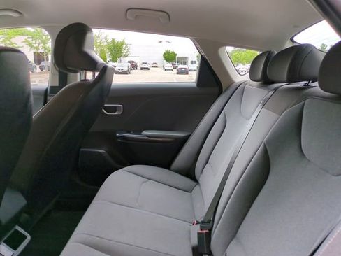 Used 2025 Kia K4 FWD image 13