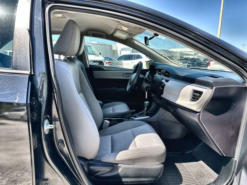Used 2014 Toyota Corolla LE FWD image 26