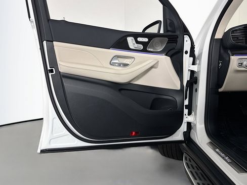New 2026 Mercedes-Benz GLS 450 GLS 450 image 21