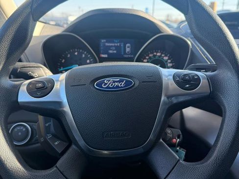 Used 2015 Ford Escape SE image 18