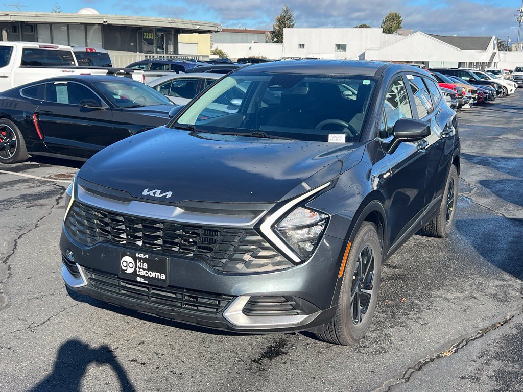 Certified 2023 Kia Sportage LX AWD/4WD image 3
