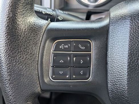 Used 2017 RAM 1500 Classic SLT RWD image 20