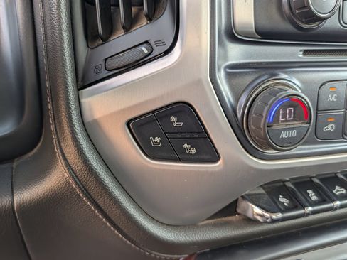 Used 2018 GMC Sierra 2500 SLT w/ Duramax Plus Package AWD/4WD image 22