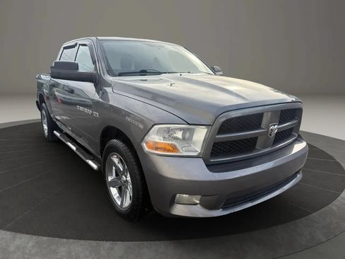 Used 2012 RAM 1500 Express w/ ST Popular Equipment Group AWD/4WD image 4