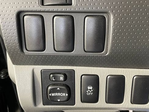 Used 2012 Toyota Tacoma PreRunner w/ SR5 Pkg RWD image 15