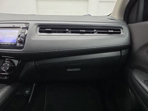 Used 2019 Honda HR-V LX image 34