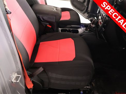 Used 2020 Jeep Wrangler Unlimited Rubicon w/ Quick Order Package 28Y Recon image 12