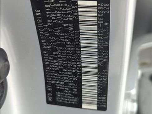 Certified 2024 Toyota Corolla SE FWD image 30