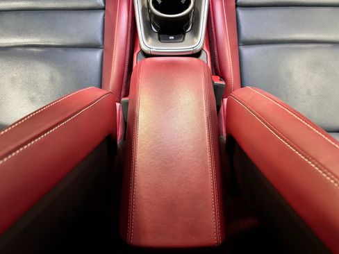 Used 2021 Porsche 911 GT3 RS image 33