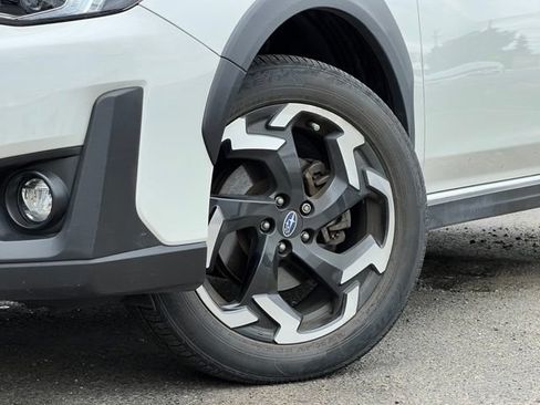 Used 2023 Subaru Crosstrek 2.5i Limited AWD/4WD image 2