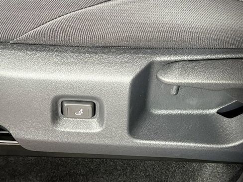 New 2025 Toyota Tacoma SR5 image 12