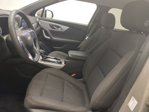 Used 2021 Chevrolet Blazer LT FWD image 17