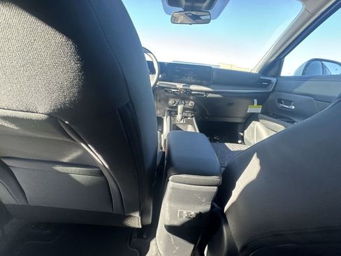 New 2025 Nissan Kicks SV w/ SV Premium Package image 20