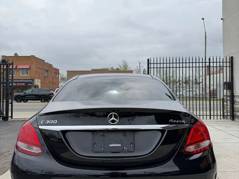 Used 2017 Mercedes-Benz C 300 4MATIC Sedan image 10