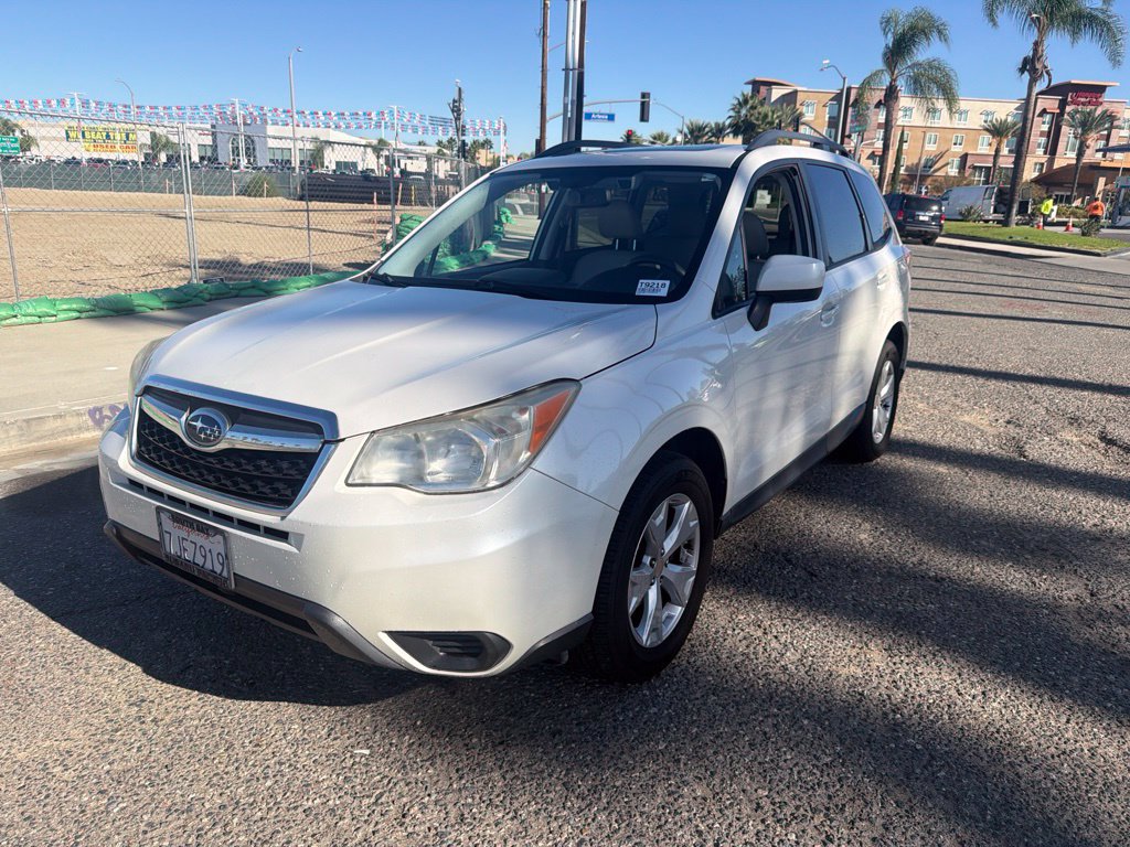 Used 2015 Subaru Forester 2.5i Premium AWD/4WD image 1