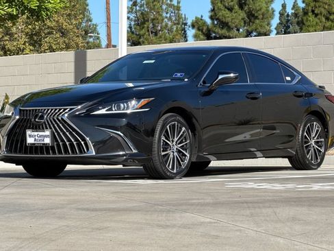 Used 2024 Lexus ES 300h w/ Premium Package FWD image 10