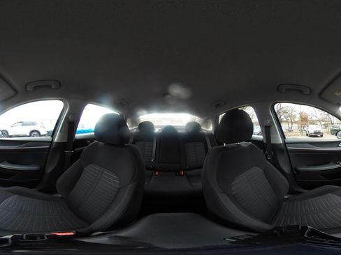 Used 2025 Kia K5 LXS image 40