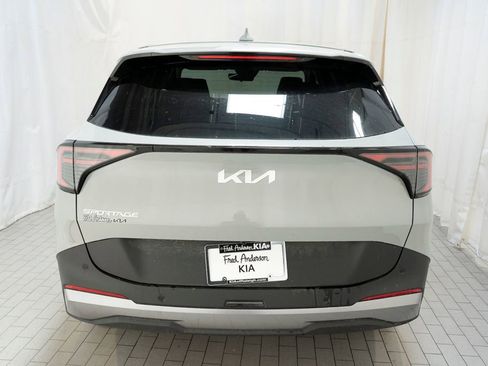 New 2026 Kia Sportage EX FWD image 5