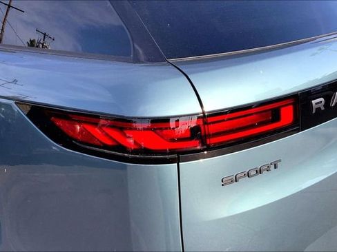 New 2026 Land Rover Range Rover Sport Dynamic SE image 5