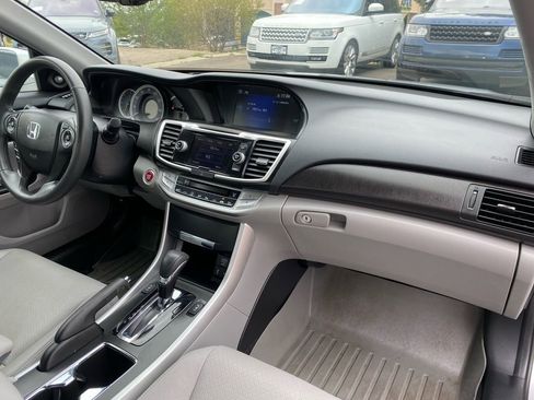 Used 2015 Honda Accord EX-L image 22