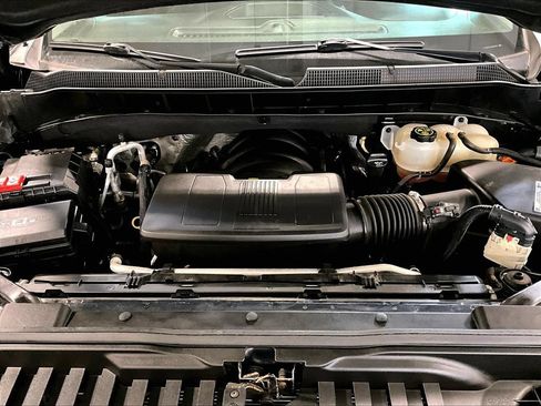Used 2021 Chevrolet Silverado 1500 LT AWD/4WD image 30