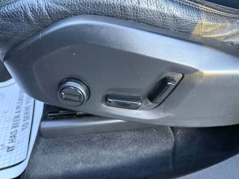 Used 2020 Volvo XC90 T6 Momentum w/ Protection Package image 37