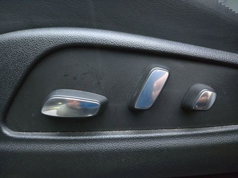 Certified 2024 Cadillac XT5 Premium Luxury image 9