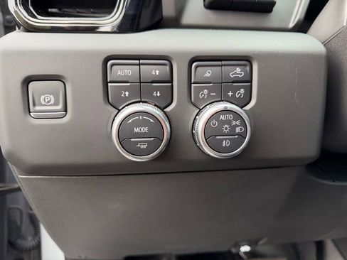 Used 2025 GMC Sierra 1500 AT4X AWD/4WD image 21