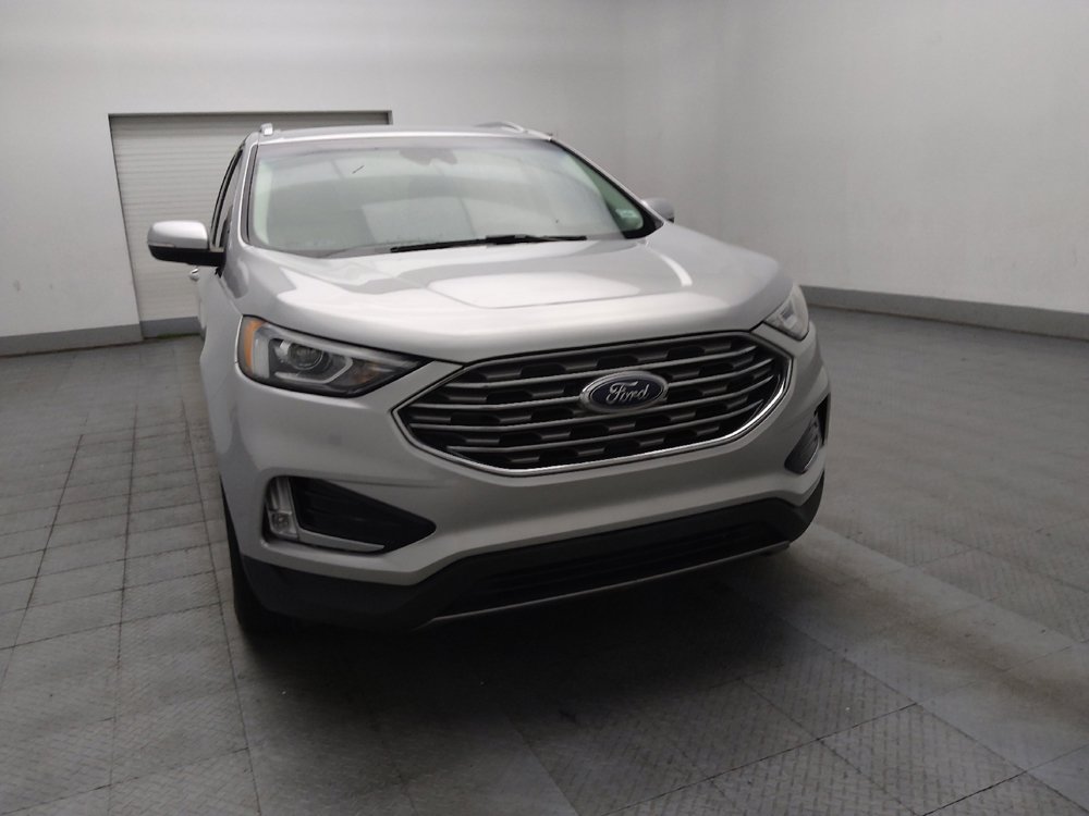 Used 2019 Ford Edge Titanium FWD image 14